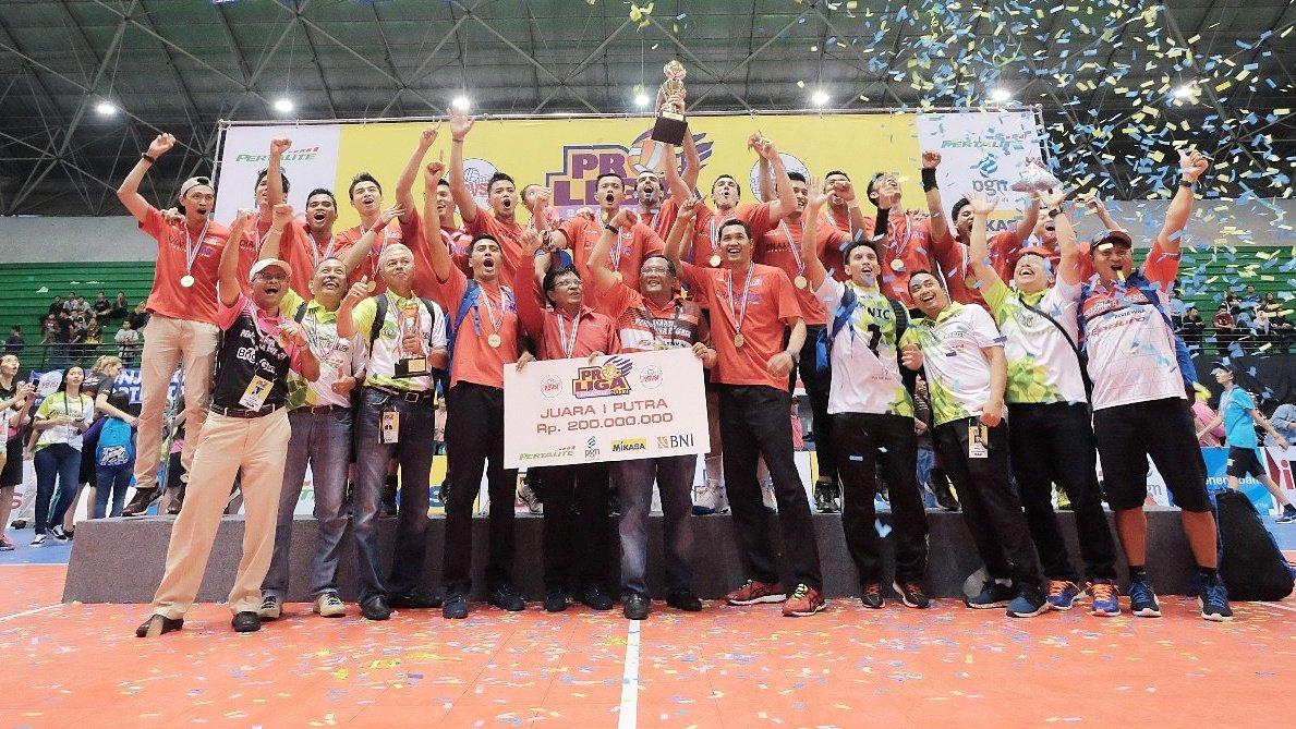 Tim Putra Jakarta Pertamina Energi Juara Proliga 2017. - INDOSPORT
