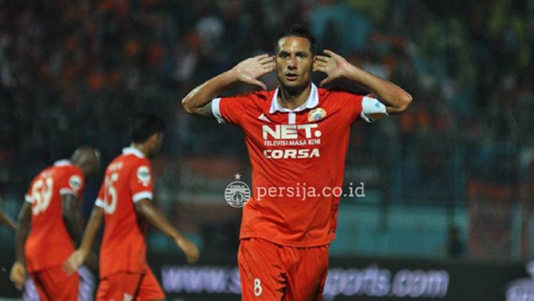 Raphael Maitimo saat masih berseragam Persija Jakarta. Copyright: Instagram@persija