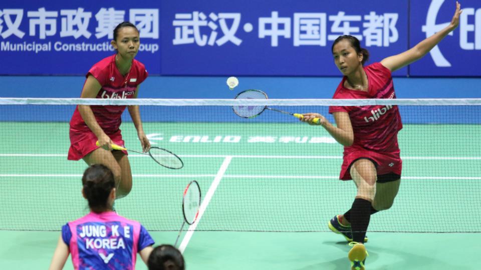 Della%20Destiara%20Haris%2FRosyita%20Eka%20Putri%20Sari%20di%20babak%20kedua%20Badminton%20Asia%20Championships%202017.