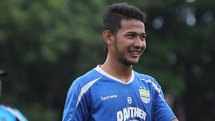 Pemain muda Persib Bandung, Gian Zola Nasrullah. Copyright: pikiran-rakyat.com