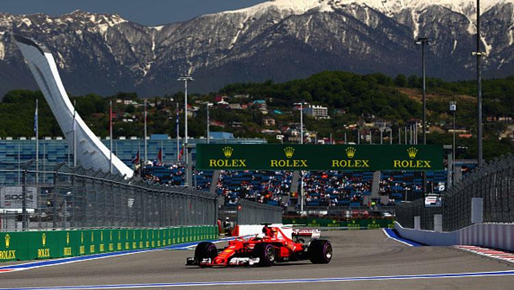 Pembalap%20Ferrari%2C%20Sebastian%20Vettel.