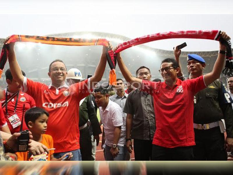 Anies Baswedan dan Sandiaga Uno Copyright: Herry Ibrahim/Indosport