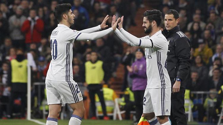 Marco Asensio dan Isco. Copyright: squawka