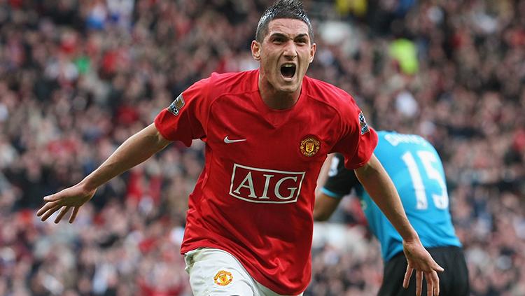 Federico Macheda saat mencetak gol untuk Manchester United.
