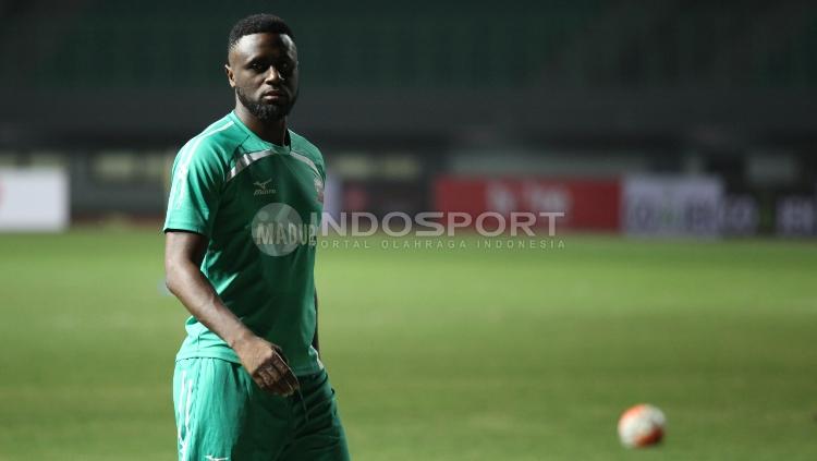 Pemain baru Madura United, Boubacar Sanogo mengikuti latihan bersama tim nya jelang lawan Persija Jakarta.