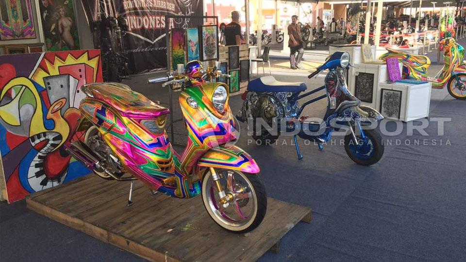 Komunitas Air Brush Indonesia di pameran IIMS Copyright: Muhammad Adi Yaksa/Indosport