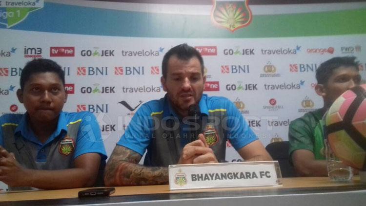 Bhayangkara FC gelar konferensi pers usai pertandingan. Copyright: Zainal Hasan/INDOSPORT