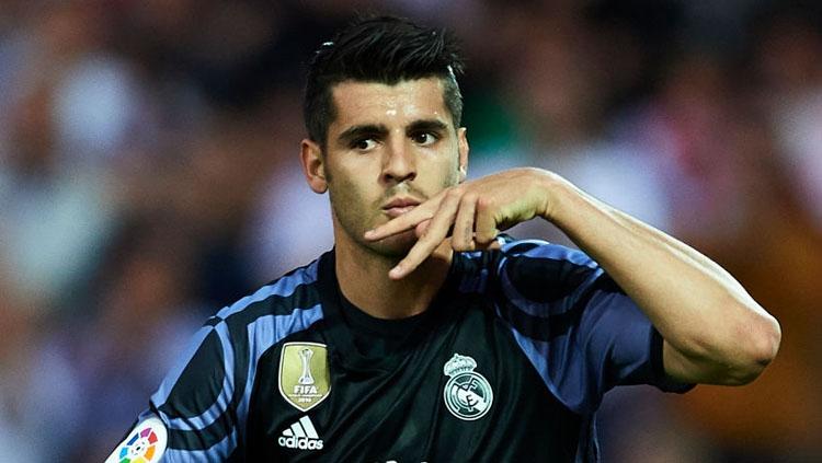 Selebrasi Alvaro Morata pada laga saat melawan Granada. Copyright: Aitor Alcalde/Getty Images