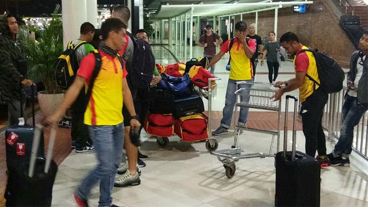 Skuat Bhayangkara FC tiba di Papua untuk meladeni perlawan Persipura Jayapura. Copyright: Media Officer Bhayangkara FC
