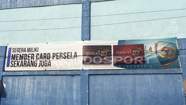 Panpel Persela Lamongan tengah berupaya melakukan perang terhadap calo tiket. Copyright: Muhammad Adiyaksa/Indosport