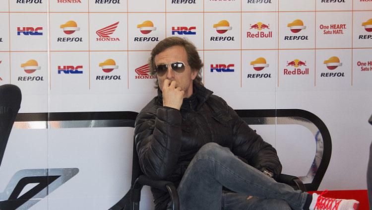 Sete Gibernau menyaksikan balapan dari paddock. Copyright: Mirco Lazzari/Getty Images