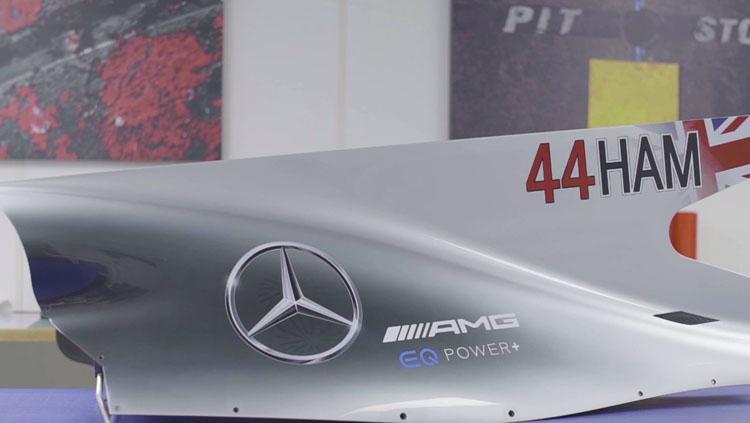 Tim Mercedes F1. Copyright: id.motorsport
