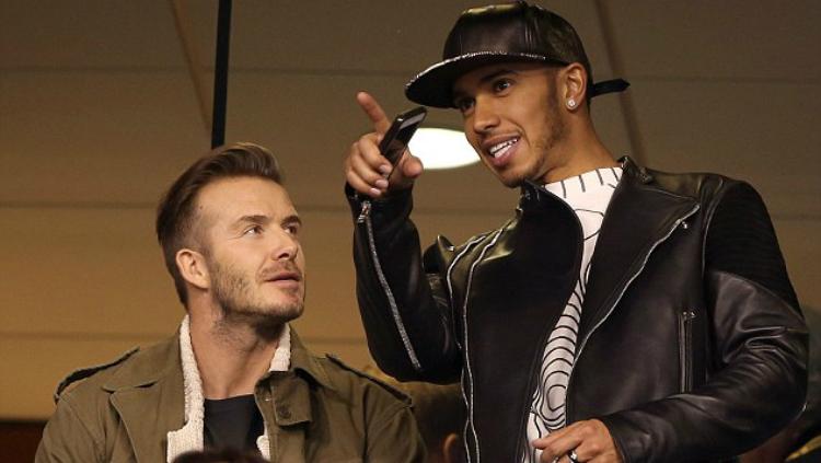 David Beckham dan Lewis Hamilton menonton pertandingan Superbowl. Copyright: ABACA USA