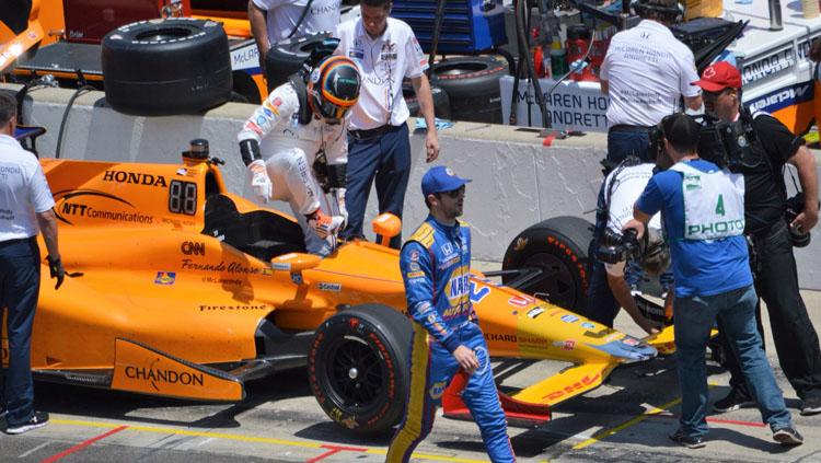 Pebalap Formula 1 asal Spanyol, Fernando Alonso. Copyright: Twitter@Catherine Benham‏