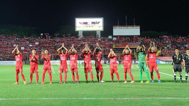 Pemain Persijap Jepara pada laga saat melawan PSS Sleman. Copyright: Ghozi El Fitra/INDOSPORT