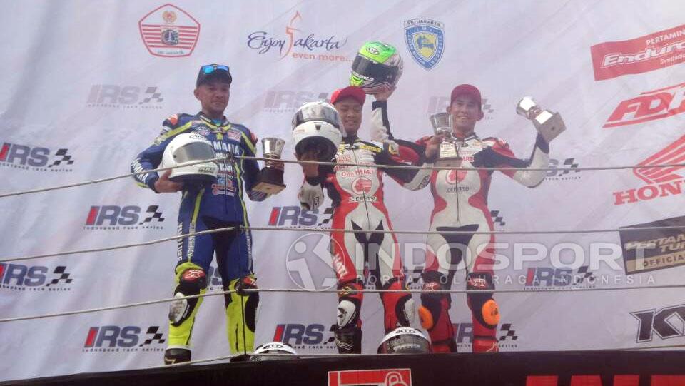 Rheza%20Danica%20Tercepat%20di%20Balapan%20Pertama%20Kelas%20250%20cc.