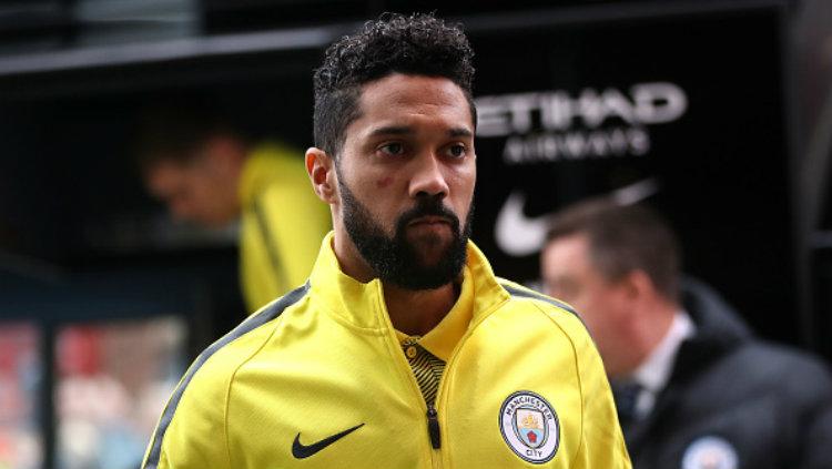 Bek%20Manchester%20City%2C%20Gael%20Clichy%20memutuskan%20hengkang%20di%20bulan%20Juni%20nanti.