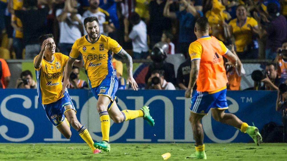 Andre-Pierre%20Gignac%20%28tengah%29%2C%20pemain%20Tigres%20UANL.