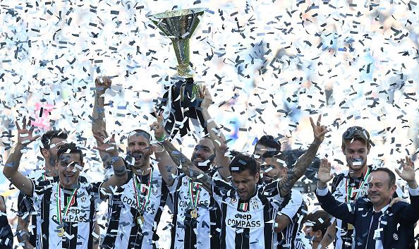 Juventus, juara Serie A Italia 2016/17. Copyright: Valerio Pennicino/Getty Images