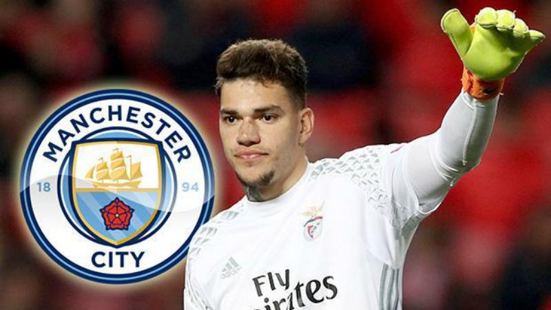 Kiper Benfica, Ederson, yang menjadi target utama Manchester City. Copyright: Twitter/@City_Watch