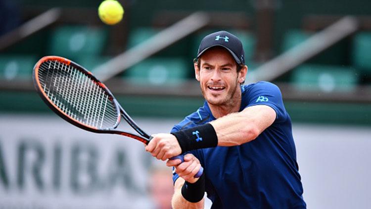 Andy Murray saat menghadapi Juan Martin del Potro di Prancis Terbuka 2017. Copyright: Anadolu Agency via Getty Images