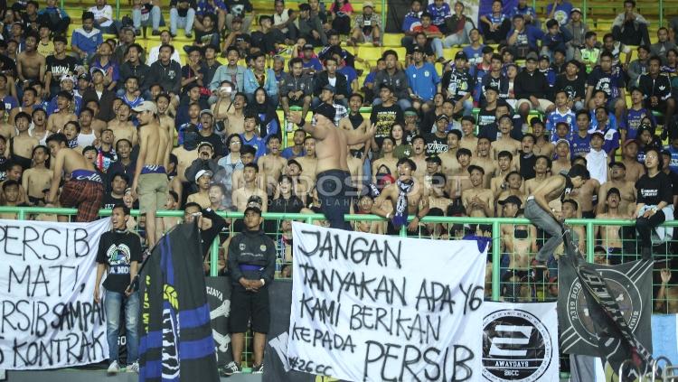 Bobotoh%20di%20Stadion%20Candrabhaga%2C%20Bekasi.