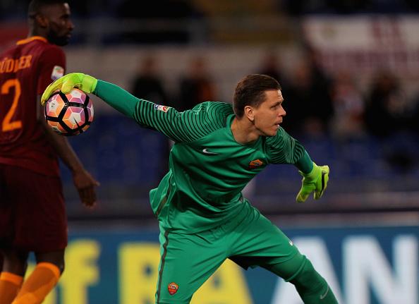 Wojciech Szczesny diyakini layak menggantikan peranan dari kiper Juventus, Gianluigi Buffon. Copyright: INDOSPORT