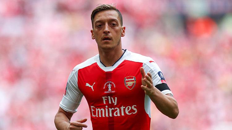 Gelandang Arsenal, Mesut Ozil. Copyright: INDOSPORT