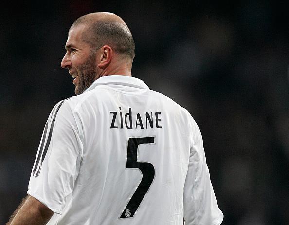 Zinedine Zidane saat masih berseragam Real Madrid. Copyright: 