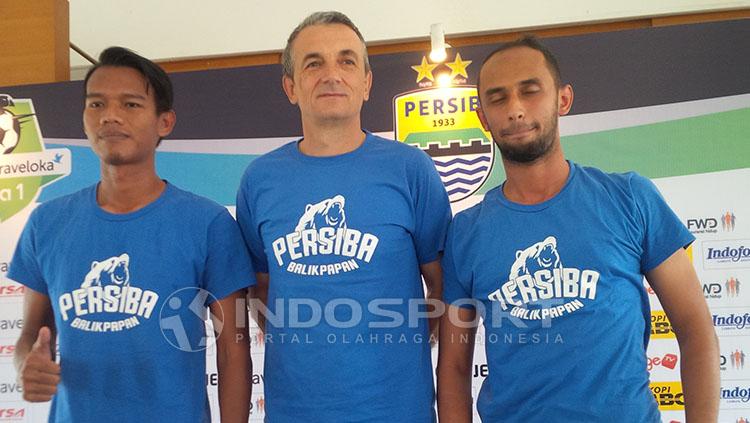 Milomir Seslija mengaku siap memanfaatkan momen krisis Persib Bandung. Copyright: Indosport/Ginanjar