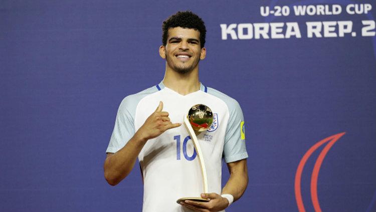 Dominic Solanke menyabet penghargaan Golden Ball di Piala Dunia U-20. Copyright: Chung Sung-Jun - The FA/The FA via Getty Images