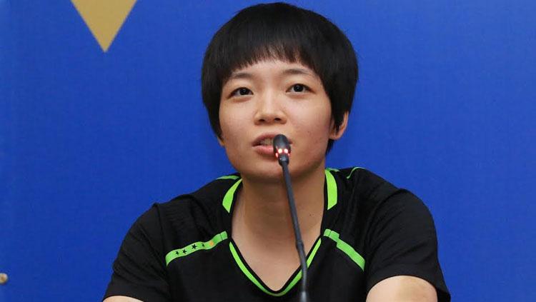 Sebuah aksi haru dari rival Greysia/Apriyani, Chen Qing Chen, saat menenangkan rekannya, Wang Zhi Yi, yang jadi penentu kekalahan China di final Piala Uber 2022