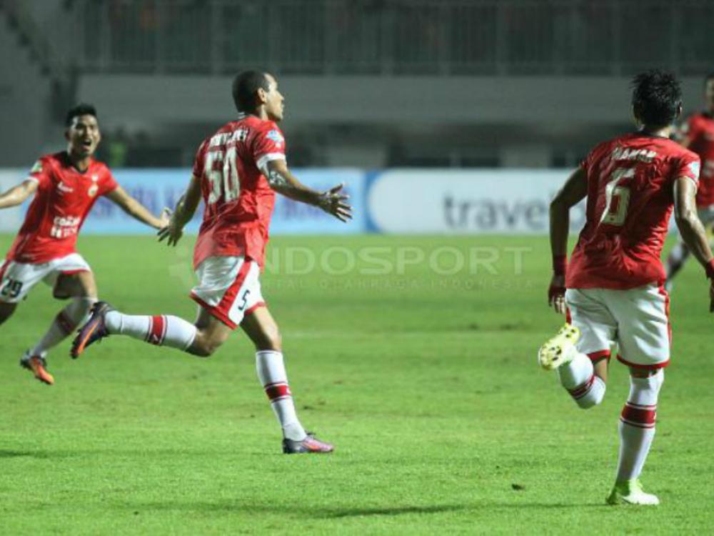 Persija Jakarta kalahkan Perseru Serui Copyright: INDOSPORT/Herry Ibrahim