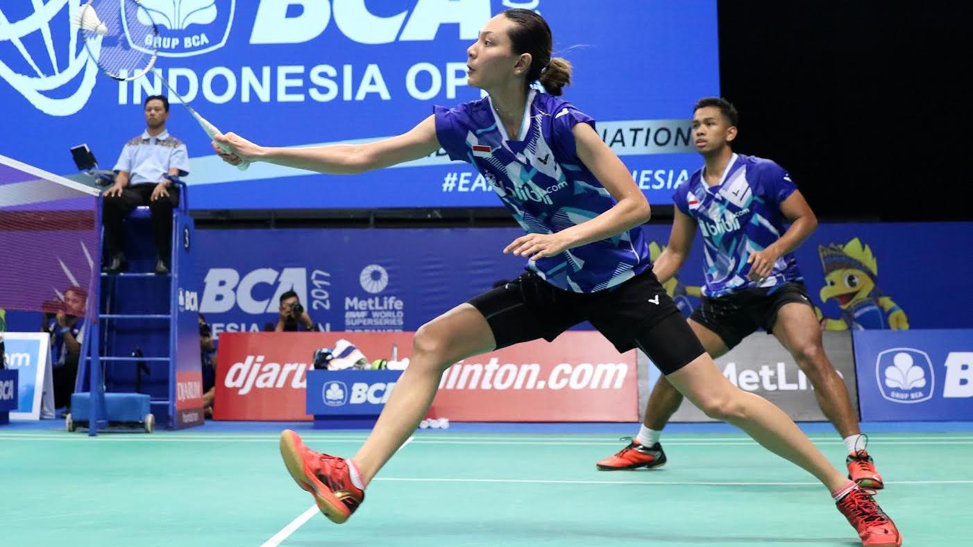 Edi Subaktiar/Gloria Emmanuelle Widjaja di babak pertama Indonesia Open 2017. Copyright: PBSI