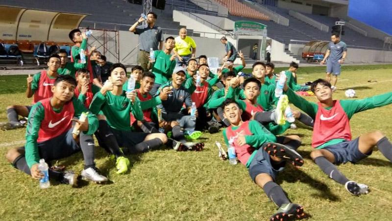 Laga Perdana Indonesia U-16 Akan Melawan Myanmar di Tien Phong Plastic Cup 2017. Copyright: twitter@pssi