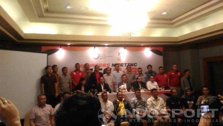 Situasi manager meeting Liga U-19 2017. Copyright: Zainal/INDOSPORT