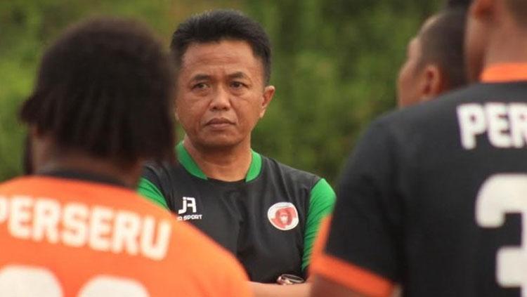 Pelatih Perseru Serui, Agus Yuwono. Copyright: juara.net