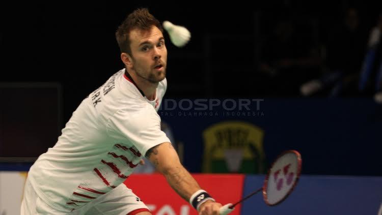 Pebulutangkis asal Denmark, Jan O Jorgensen, baru saja mencatatkan rekor comeback di babak pertama Hong Kong Open 2019, Rabu (13/11/19) kemarin.