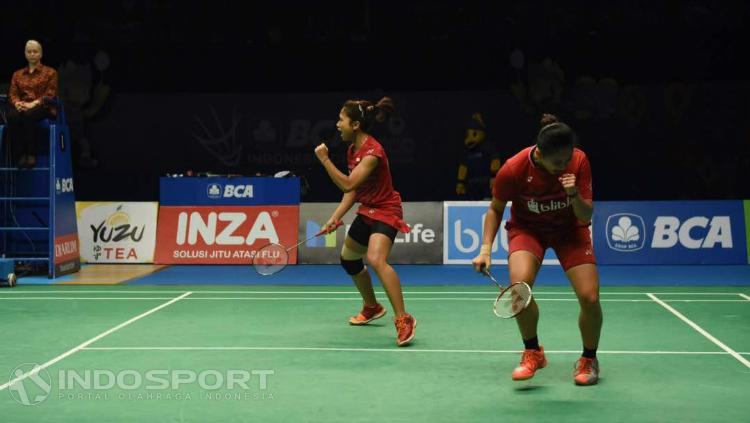 Anggia Shitta Awanda/Ni Ketut Mahadewi Istarani saat tampi di semifinal Indonesia Open 2017 - INDOSPORT
