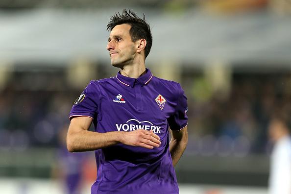 Nikola Kalinic membela Fiorentina dari tahun 2015 lalu. Copyright: INDOSPORT