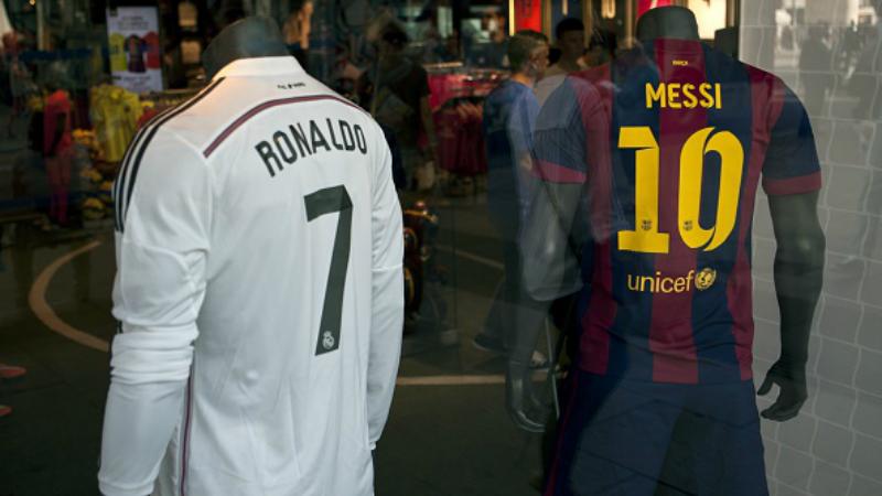 Jersey Ronaldo dan Messi. - INDOSPORT