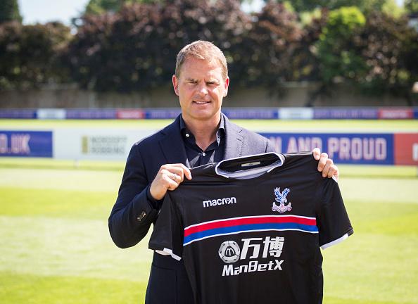 Frank de Boer, pelatih anyar Crystal Palace. Copyright: INDOSPORT