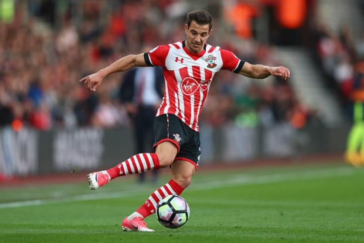 Bek kanan Southampton, Cedric Soares. Copyright: Indosport