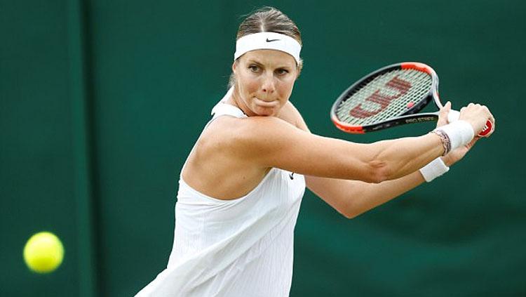 Mandy Minella ketika sedang berlaga di Wimbledon. Copyright: Daily Mail.