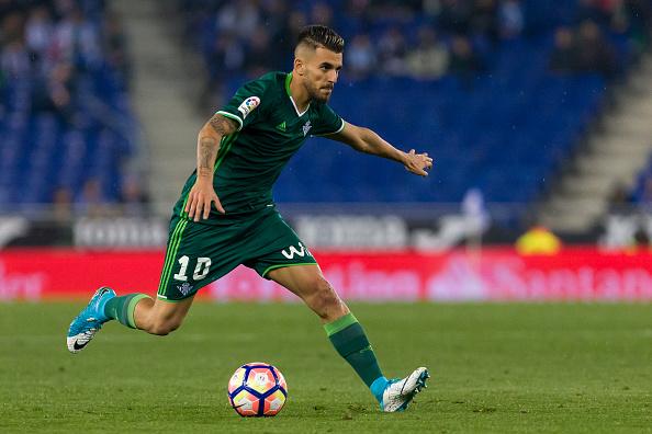 Dani Ceballos ketika memperkuat Real Betis. Copyright: INDOSPORT