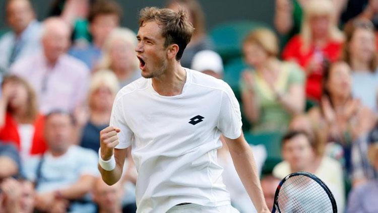 Daniil Medvedev berhasil menyabet gelar Cincinnati Masters 2019 usai mengalahkan David Goffin.