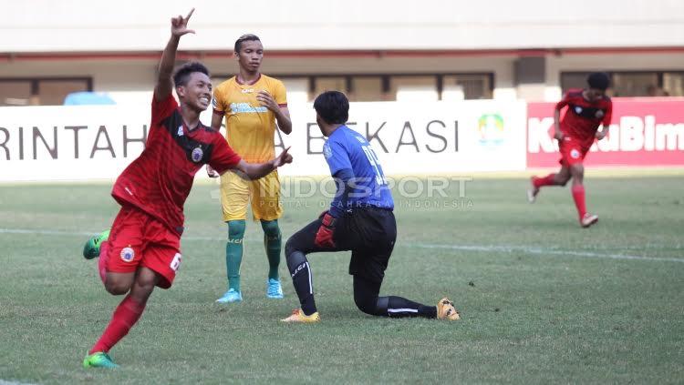 Persija U 19 vs Sriwijaya U 19. Copyright: Herry Ibrahim/Indosport.com