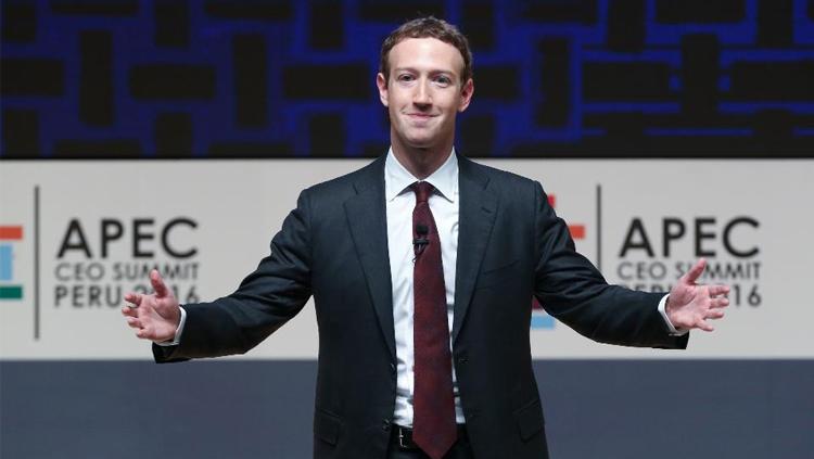 Mark Zuckerberg, sosok fenomenal yang satu ini dikenal luas sebagai sosok vital di balik berdirinya Facebook.