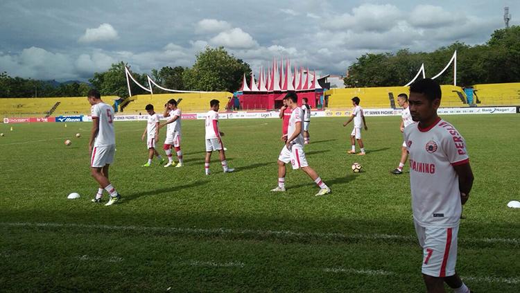 Latihan Persija Jelang Lawan Semen Padang. Copyright: Istimewa