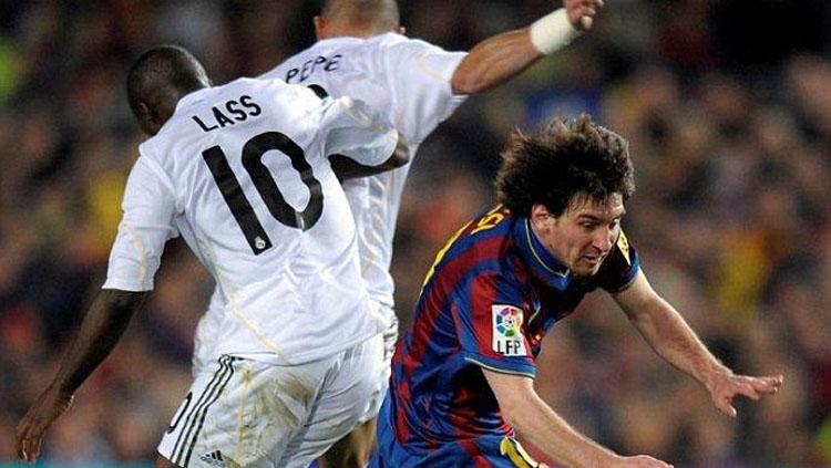 Lassana Diarra ketika masih membela Real Madrid. Copyright: Dailymail